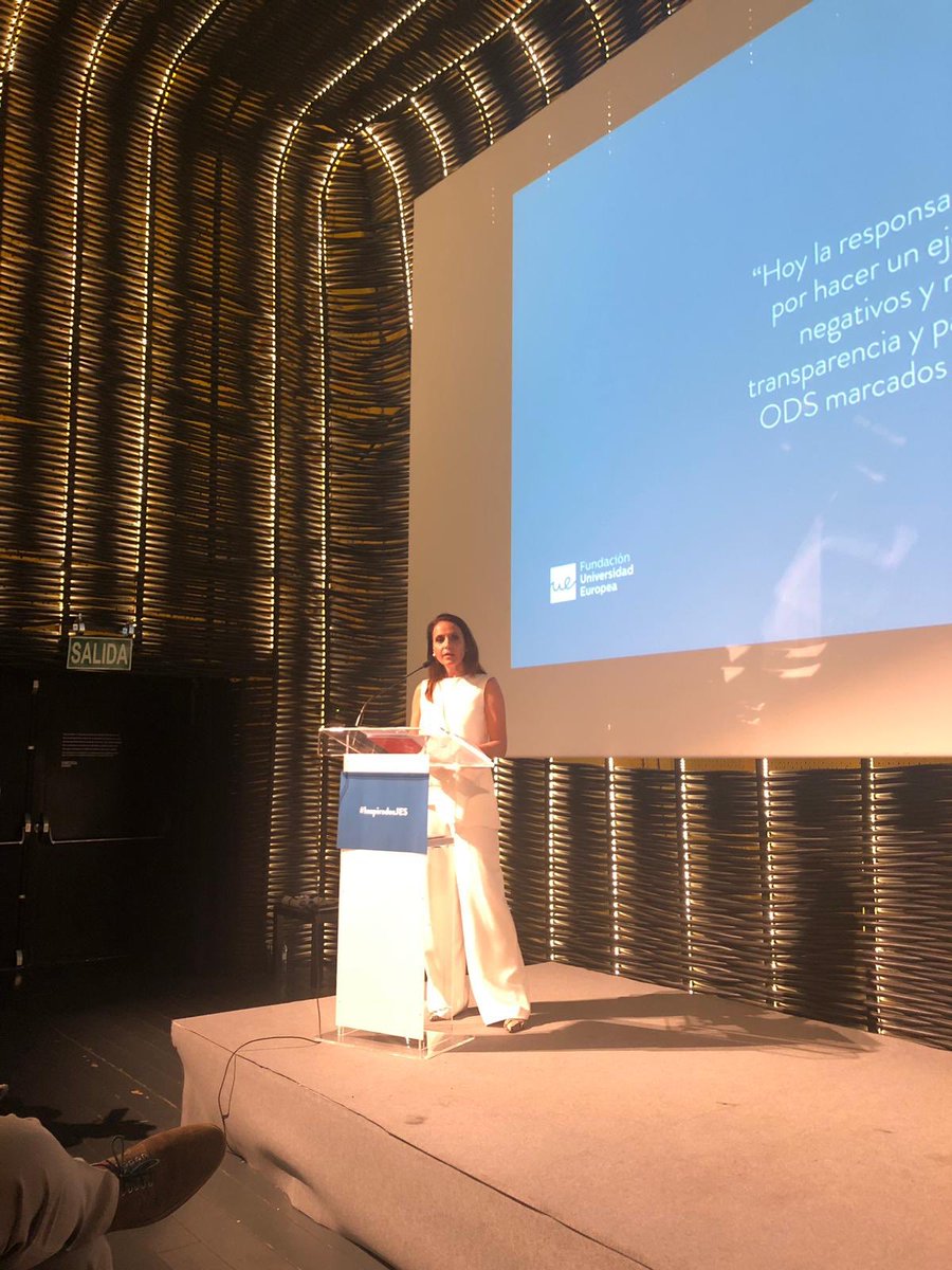 MartaMuizFerrer's tweet photo. Orgullosa de acompañar a la Comunidad #PremiosJES @UEuropea en la presentación de #InspiradosJES. Valientes, comprometidos... Necesarios. ¡Gracias! https://t.co/zkgHgWkFGm