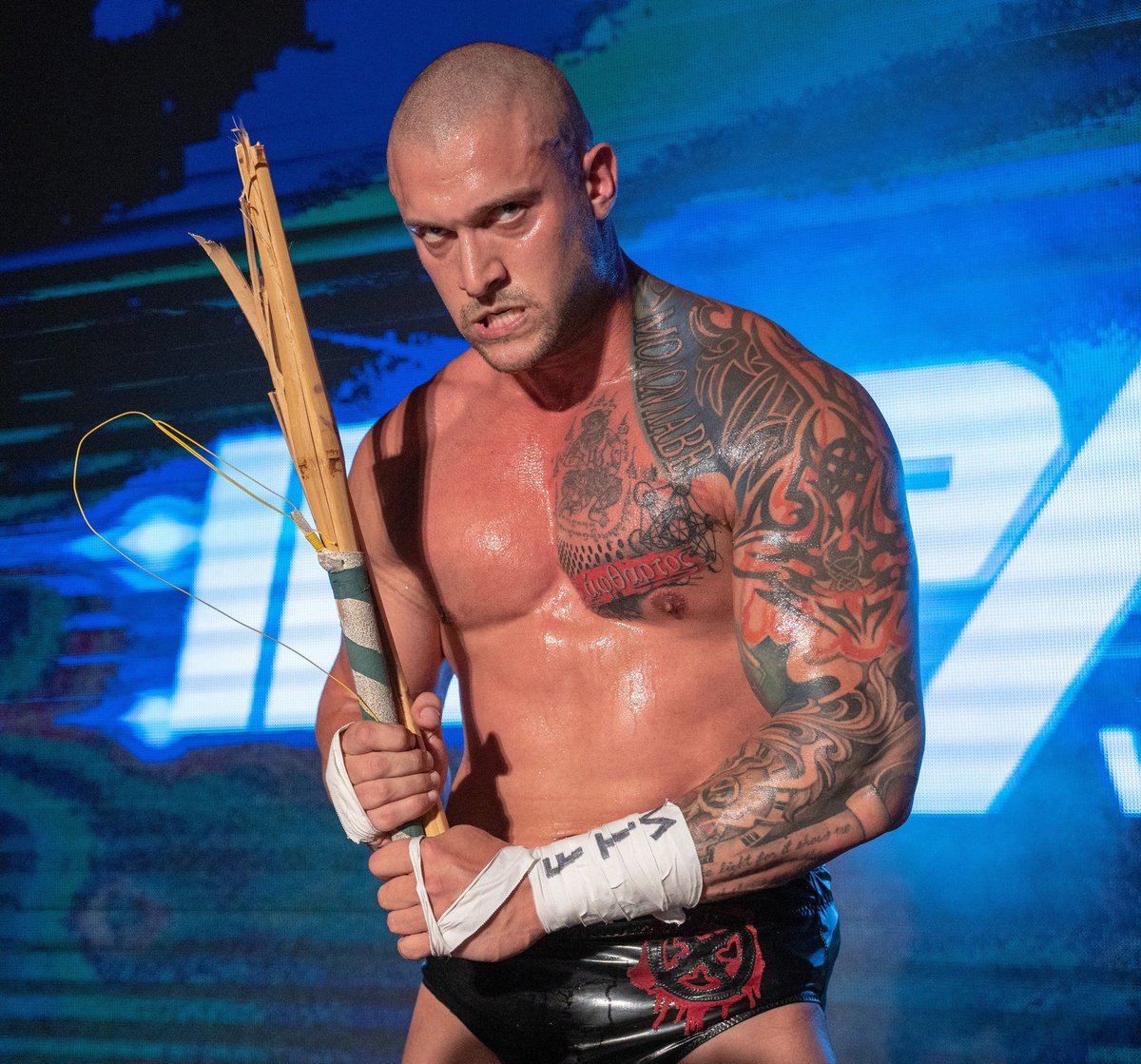 EDITZBYWAYNE92's tweet photo. @realKILLERkross is a definition of a nightmare coming true and a walking nightmare and the devil in disguise #TickTock #krosscult #killkrosskill https://t.co/WAV0Oudw1D