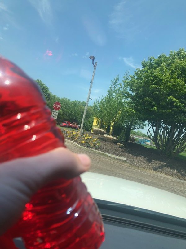 CicalaSean's tweet photo. Had to leave after lunch to find this one. SpliSh splash had the bottle. @HCWaterWars2k19 https://t.co/ObSXke9Kpi