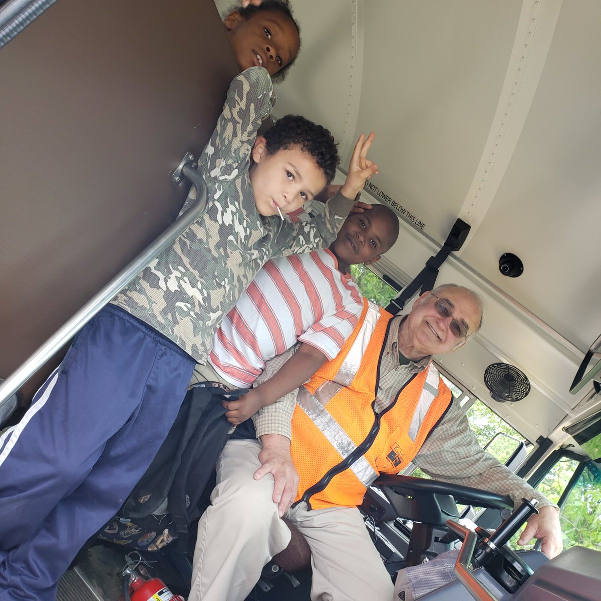 be_hpc's tweet photo. We have the best bus drivers for HPC students! #BeHPC #LockesLearners #WeAreTPS https://t.co/iE1mo4fkUU