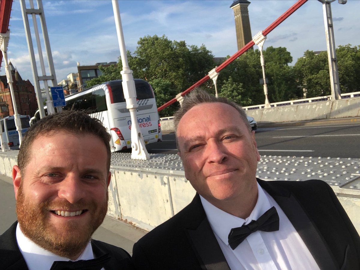 acexryan's tweet image. #fsbawards overdressed northerners #avidtech