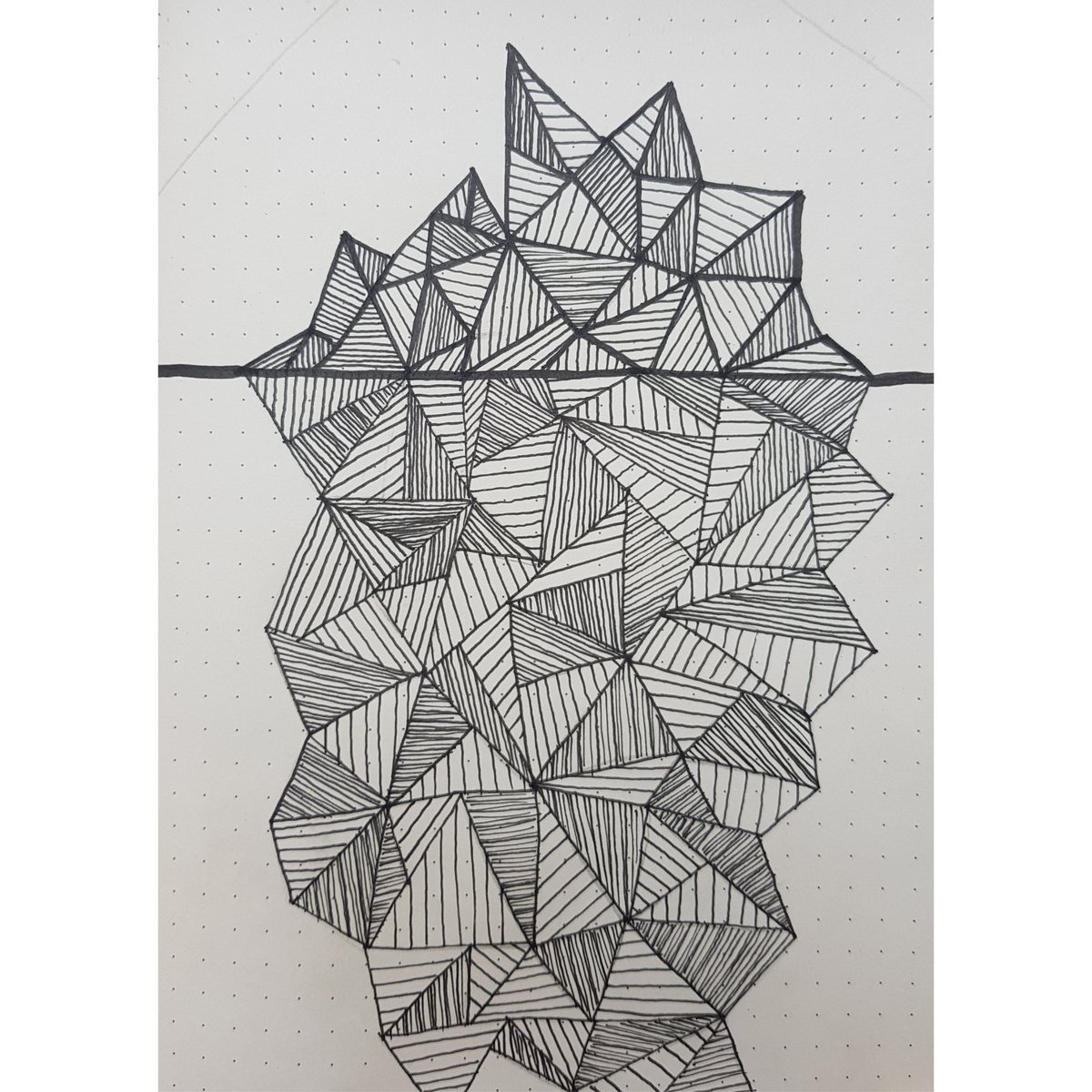 liinterior_'s tweet photo. Relaxing in garden 😍🐝⛰🖊
.
#liinterior #Linutė #drawing #nature #mountains #bees #savebees #pendrawing #pen #animals https://t.co/we650AMNwg