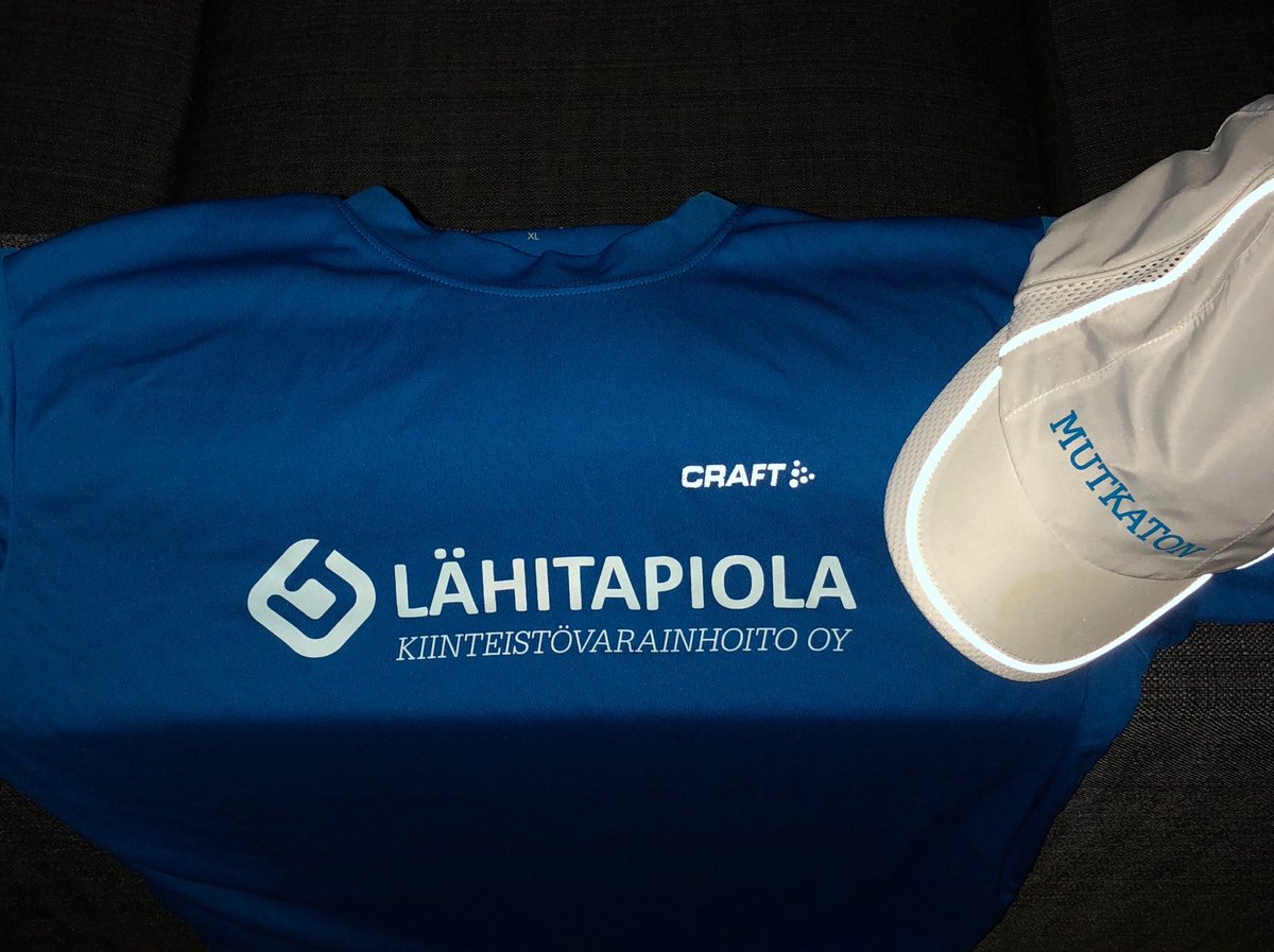 emkokkonen's tweet photo. Edustusasu huomiselle Yritysmaratonviestille #yritysmaratonviesti #lähitapiola #kiinteistövarainhoito #mutkatonkoti https://t.co/K4MAgGJbJV