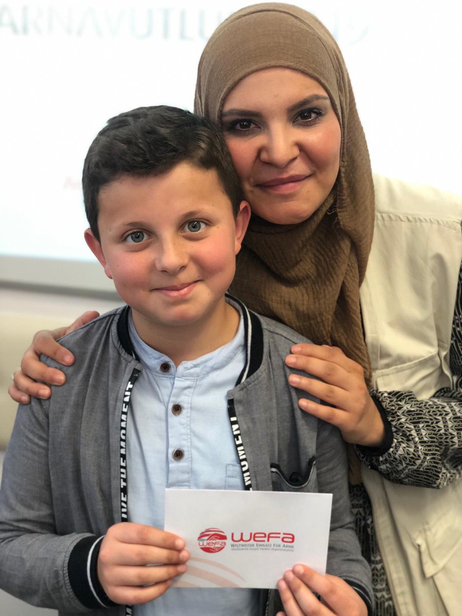 wefaorg's tweet photo. #Arnavutluk'taki #yetimlerimize harçlıklarını, #bayramlıklarını ve #zekâtlarını ulaştırdık.

💻 Web: https://t.co/QSnTtTPYWc
📞 Tel.: +49 221 880 64 80
📲 WhatsApp: 0049 178 325 62 07
#Ramadan2019 #Ramadan #Ramazan2019 #Ramazan #KardeşPayıYapalım https://t.co/BgK3FwSOZd