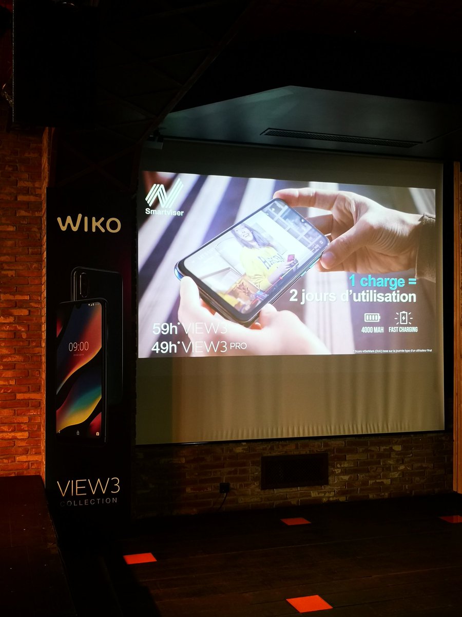 Fnac's tweet photo. HIGH TECH 📱 | Finie la recherche de prise ! Avec les prochains @WikoMobile 👉 1 charge = 2 jours d'utilisation ☺️ #View3Collection #Wiko https://t.co/Xkv0wS20yc
