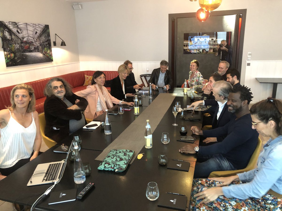 Le Grand Jury <a href="/Chatonsdor/">Les Chatons d'Or</a> is Ready! @AccorHotels_FR @rostOfficiel <a href="/edpacreau/">edouard pacreau</a> <a href="/LaurentAllias/">Laurent Allias</a> <a href="/IsaKurata/">Isa Kurata</a> <a href="/Sunglasses_fr/">Sunglasses</a> <a href="/Paloma_BSaliege/">PalomaBidaultSaliège</a> <a href="/mlsauty/">sauty de chalon</a> <a href="/hervebrossard/">herve brossard</a> <a href="/delbosc/">antoine dubois</a> <a href="/barkette/">Barka zerouali ✊🏻✊🏾</a> <a href="/valeriedecamp/">Valerie Decamp</a> <a href="/bertilletoledan/">Bertille Toledano</a> <a href="/Brunoaveillan/">Bruno Aveillan</a> <a href="/manoelle/">tururu</a>