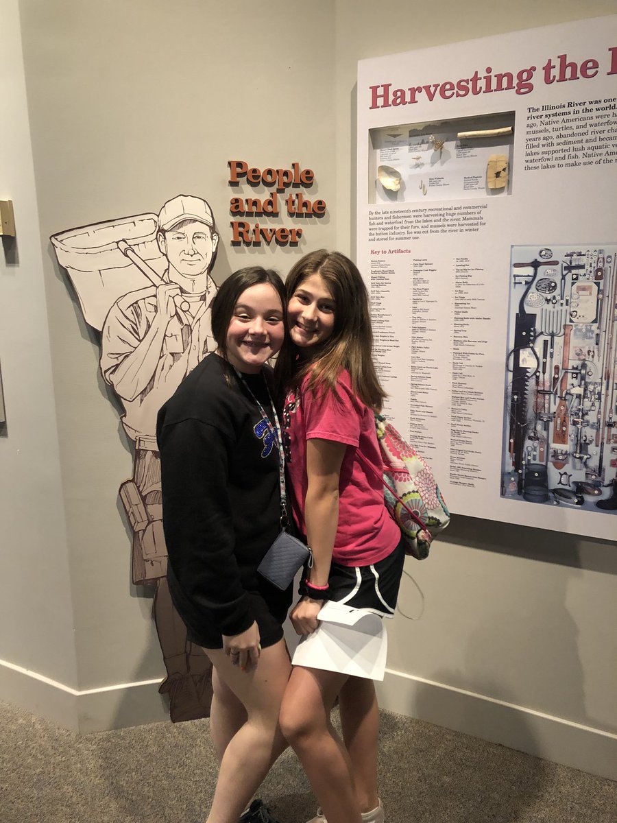 tgatsios's tweet photo. Illinois Museum bus#6 @HCMStigers157c #HCMSinSpringfield https://t.co/1nqEHpy6rJ