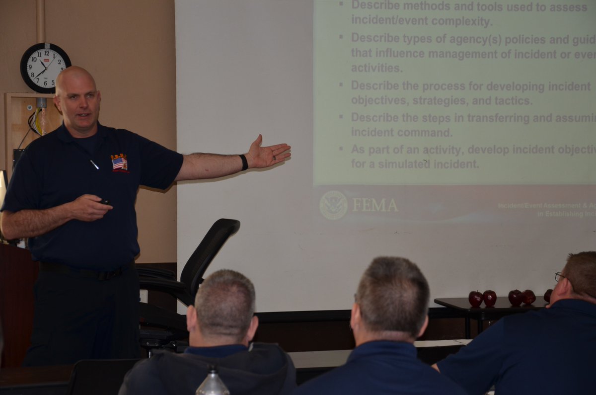 FDNYIMT's tweet photo. Today, members from the FDNY IMT completed ICS-300 Intermediate ICS for Expanding Incidents. ICS-300 provides training, advanced knowledge, and application of the Incident Command System.  #FDNY #FDNYIMT https://t.co/fQIch4120y