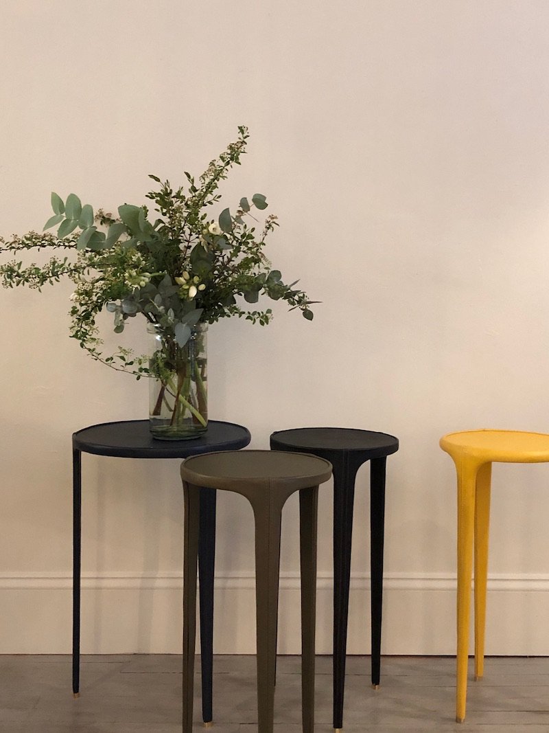 THE LANGUAGE OF FLOWERS
An elegant palette with glimpses of #summer shades. OCHRE’s Wisp side tables clad in hand dyed leather. bit.ly/2w5xmnm

#OCHRE #OCHREFurniture #Colour <a href="/Grosvenor_LDN/">Mayfair&Belgravia</a> <a href="/ThePimlicoRoad/">Pimlico Road SW</a>