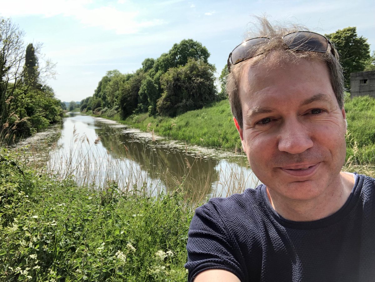 Not in my usual work attire... out at Appledore this afternoon, undertaking research for a project ⁦<a href="/RuralKent/">Rural Kent</a>⁩ is to deliver for ⁦<a href="/AshfordCouncil/">ashfordcouncil</a>⁩ in the coming weeks. #ACRENetwork #rural