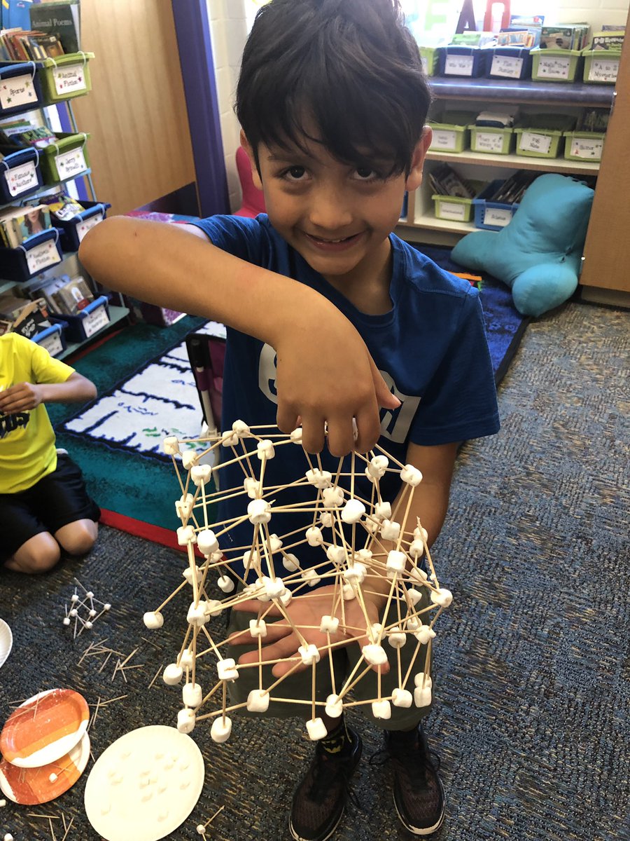 jenhuegel1's tweet photo. Stem challenge today!  Toothpick towers! #VanAllenPride https://t.co/hIKSPN5WYt