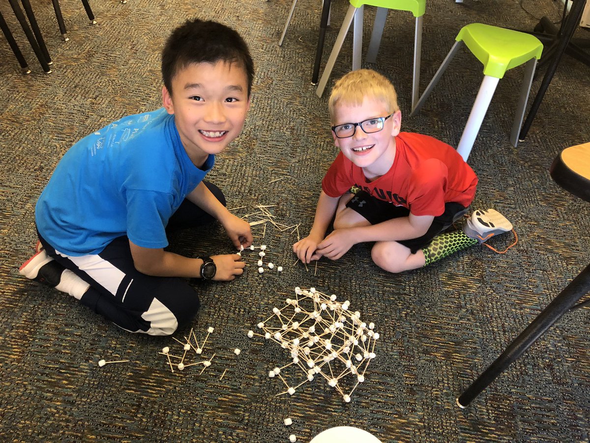 jenhuegel1's tweet photo. Stem challenge today!  Toothpick towers! #VanAllenPride https://t.co/hIKSPN5WYt