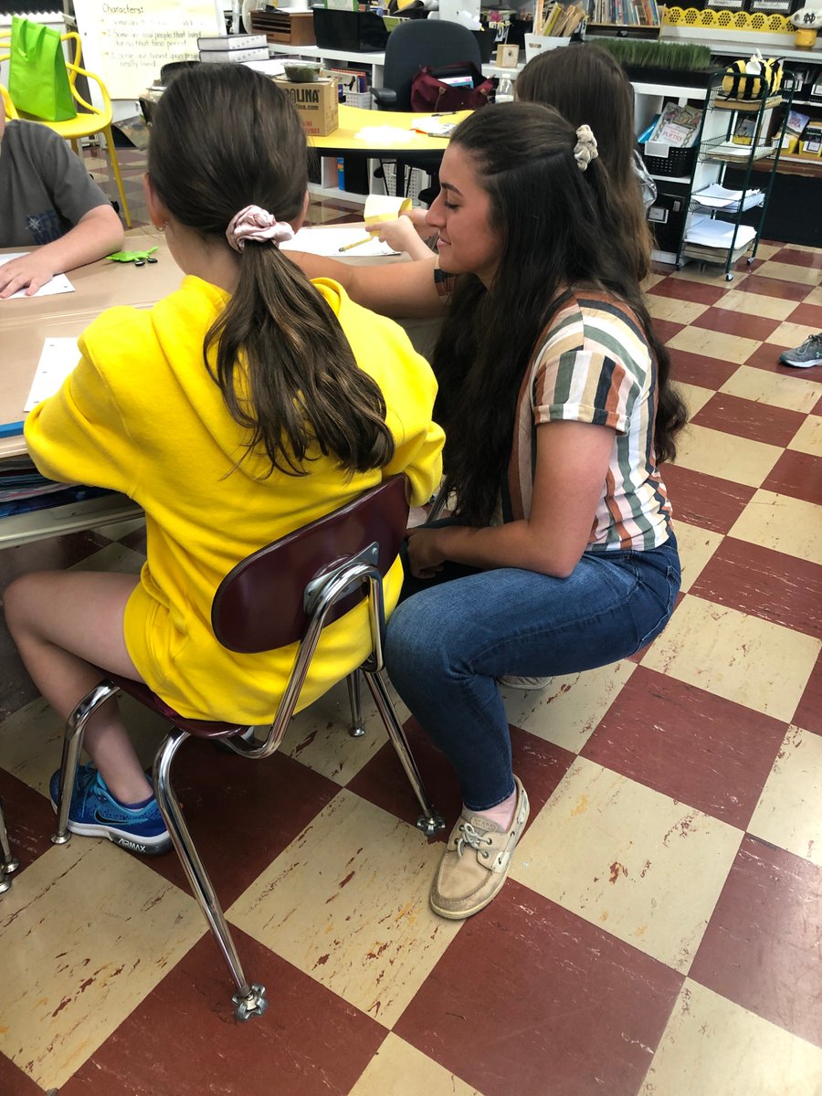 VHSCapstone's tweet photo. What a great first week for our senior interns! #VHSBusinessDept #NJSLE https://t.co/H5KuRo1JHj