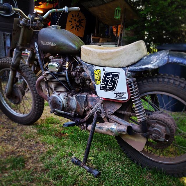 boydsofbedford's tweet photo. @birtles1963 awesome flat track racer. If you look closely you will see Boyds being represented 🤘🤘🤘 #racebike #flattrack #flattracker #flattrackracing #piledriver #boydsofbedford #motorcycleracing
📸 https://t.co/5RXLb3tKbv https://t.co/u1gtt9kymY