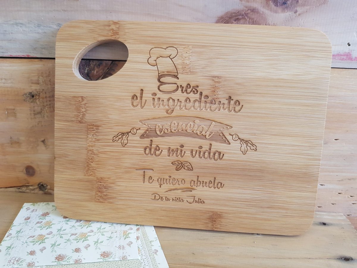 alabrisa's tweet photo. Abuela, te quiero mas que a la sal 😍😍😍.
.
.
👉 Pedidos https://t.co/ChlxBjxJPO
✈️ Hacemos envíos a toda la península
☎️ Mas info en 644730009 (whatsapp)
.
.
.
.
#Alabrisate #Cocina #Abuelas #Regalos #GrabacionLaser #RegaloPersonalizado https://t.co/JGDmlsFz8R