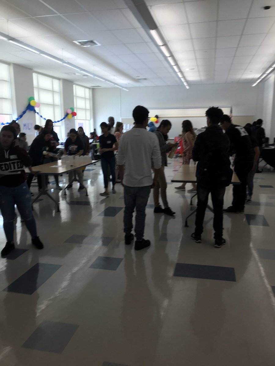 dr_monaghan's tweet photo. Amazing team work, problem-solving, and innovative thinking at the Build it Better competition at @NBHSZebras We are so lucky to have #STEM opportunities for our students planned by amazing teachers like @MsRebeccaD #nbef #ngss #allin4NB @nbhsken1 #nbpsscidept @NbpsSci https://t.co/iAp5YR40Kj