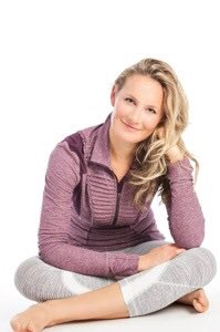 LindaHobden's tweet image. Talking about yoga ... bootsshoesandfashion.com/an-interview-w… #ThrowbackThursday #BOTD #ThursdayBlogShare #ThursdayBlogs #ThursdayNight #TwitterSisters