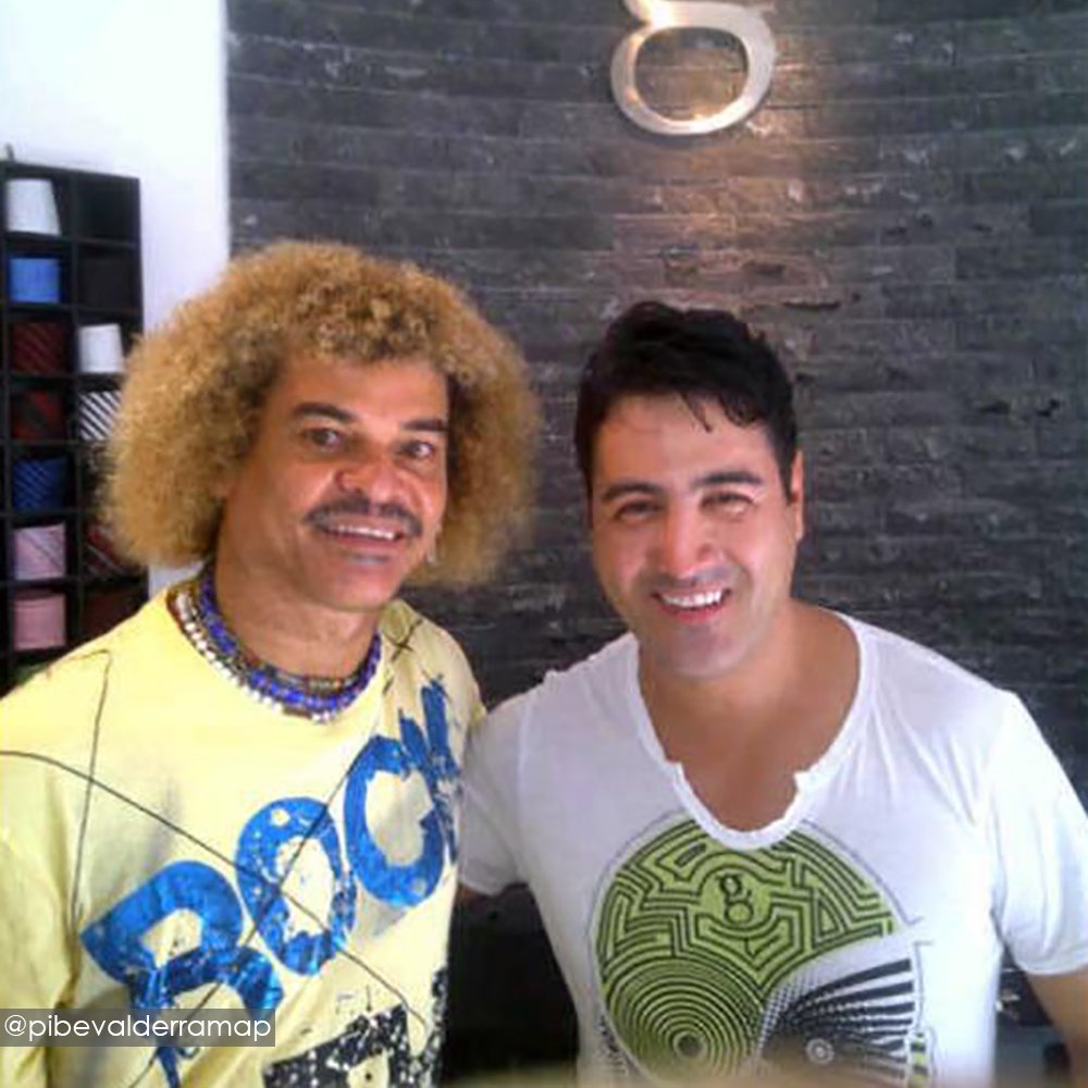 giovannilopezco's tweet photo. Hoy mi #tbt recordando a un gigante del futbol colombiano @PibeValderramaP que gran encuentro! #Giostyle #Giostars #Soccer #Colombia #HechoenColombia https://t.co/u6MWKRbSSY