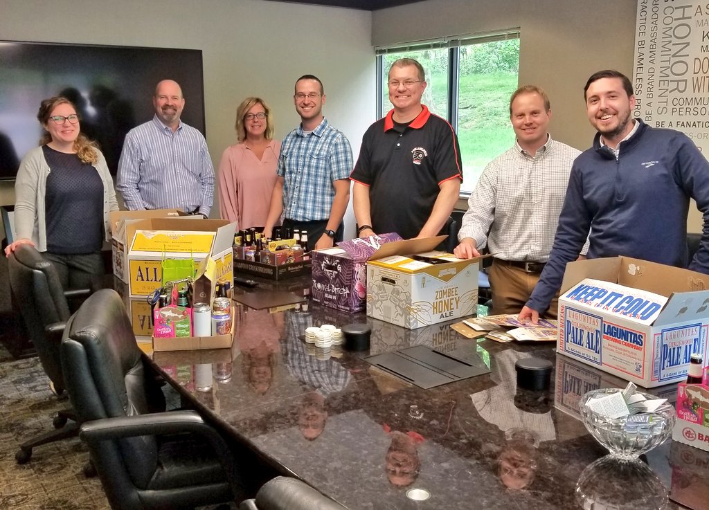 chelseabellay's tweet image. We #KeepThingsFun with our spring beer exchange. New-comer, Erin won highest rated brew with a @ForestandMain DIPA 🍻 Have a great holiday weekend!