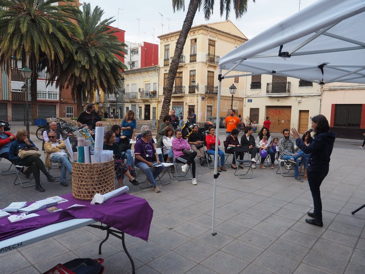 Podem València (@podemvlc) on Twitter photo Hoy estamos en la plaza del Rosario del Cabañal-Canyamelar en la última parada de nuestro recorrido Barri a Barri que hemos realizado estas semanas, junto a un lugar especial por lo que simboliza para la cultura en València, el <a href="/TeatreElMusical/">Teatre El Musical</a> que hemos abierto a la ciudadanía. Hoy estamos en la plaza del Rosario del Cabañal-Canyamelar en la última parada de nuestro recorrido Barri a Barri que hemos realizado estas semanas, junto a un lugar especial por lo que simboliza para la cultura en València, el <a href="/TeatreElMusical/">Teatre El Musical</a> que hemos abierto a la ciudadanía.