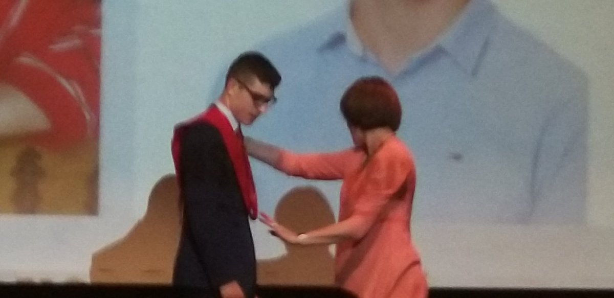Asesoriaavanza's tweet photo. Enhorabuena mi pequeño. Felicidades a todos los alumnos de 2 bachillerato @IesPinarOficial https://t.co/sXDVXMqMOs