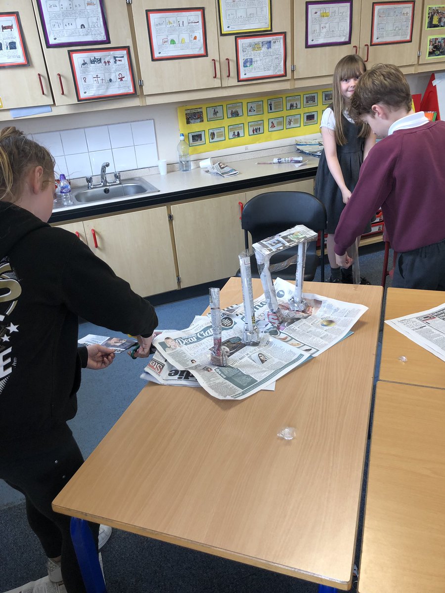 P5_4West's tweet photo. Another great afternoon making finishing touches to our bridges for testing tomorrow. Great discussions about how we could adapt our bridges to make them stronger! https://t.co/ifPjuco9ha