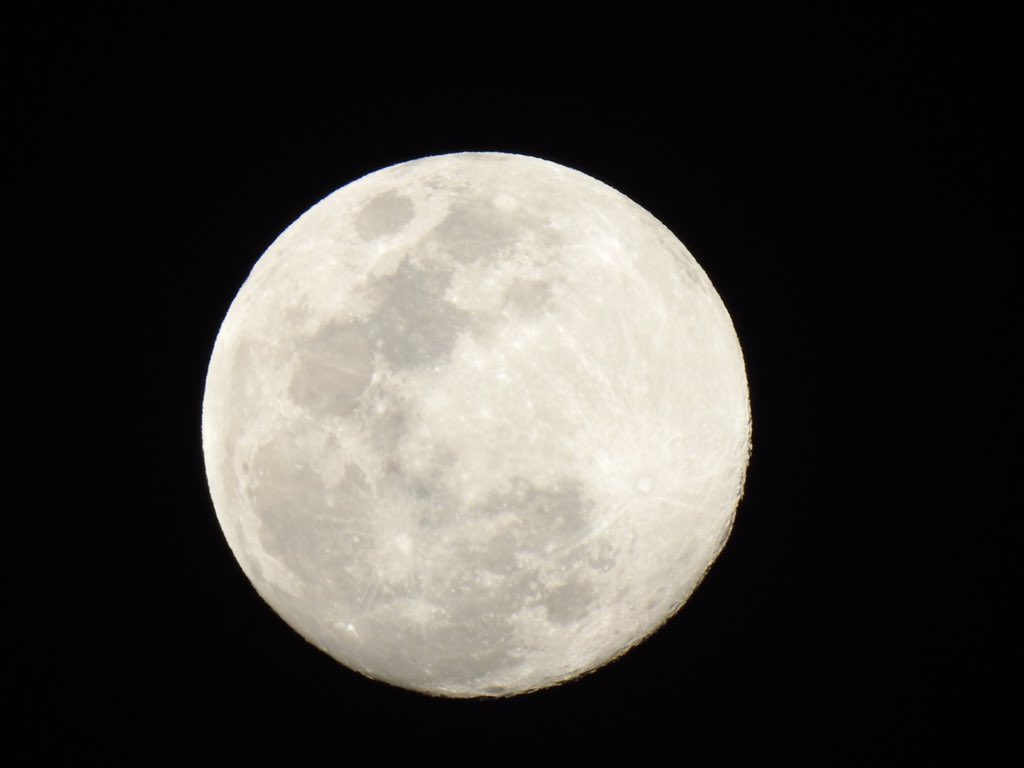 Tati_BlancoA's tweet photo. Ph: me 🌕 Date: 16/05/19 💙 https://t.co/dN6r7S4JoD