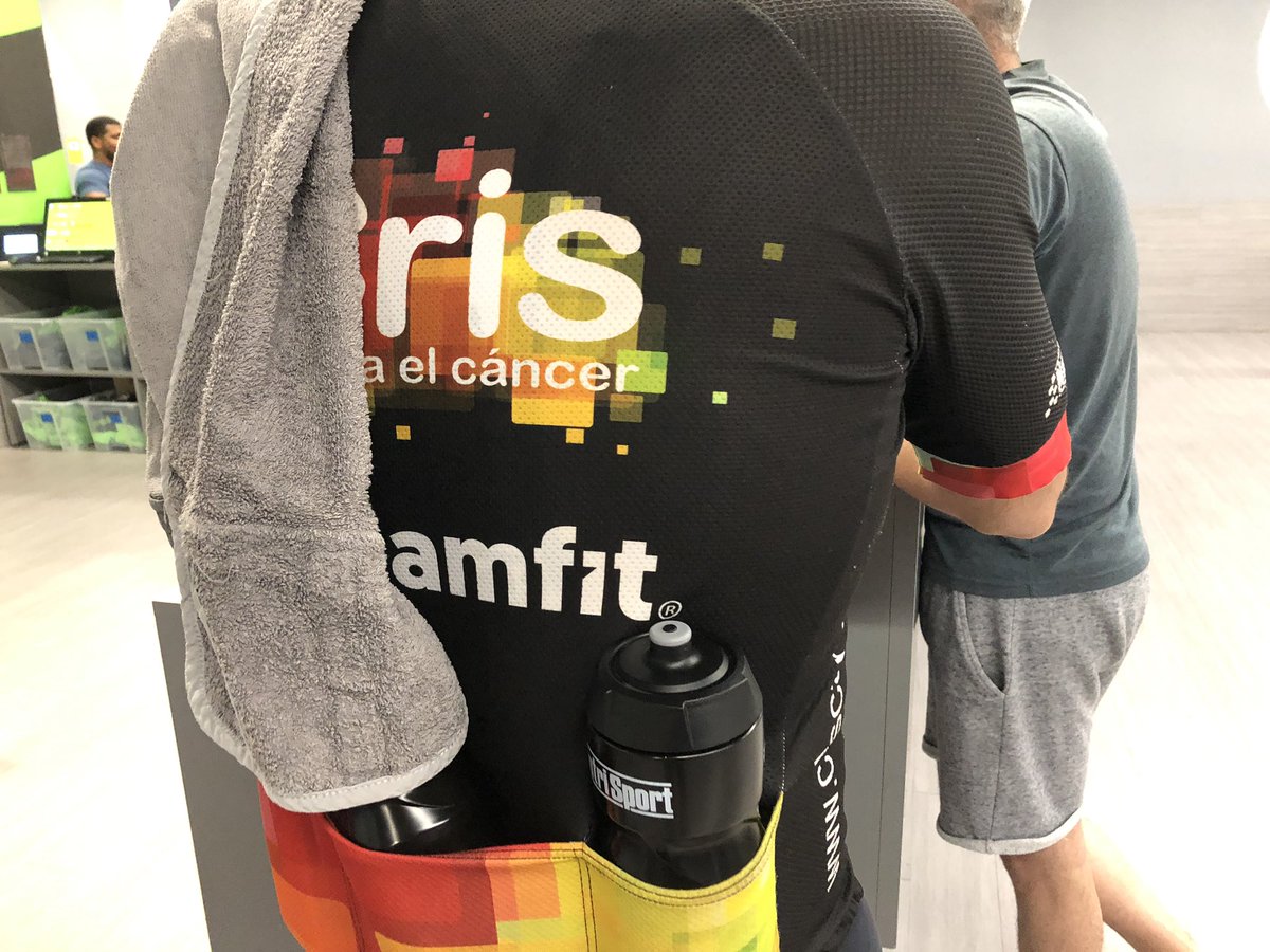 JorgeRosfi's tweet photo. Encantado de colaborar para @criscancer en @DreamFit_es ¡Una clase estupenda! https://t.co/f8kuoV8Uej