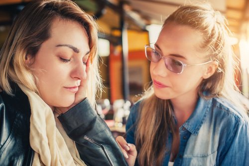 mlaurelrecovery's tweet image. If you are worried about a friend or family member’s misuse of their medication, know that you are not a helpless bystander. There are several steps you can take to encourage them to get the help they need.
ow.ly/K7Ad30oOoGI