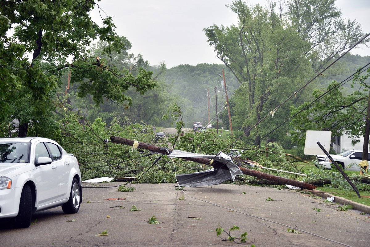 MSHPTrooperGHQ's tweet photo. A few photos of the damage in Jefferson City. The Patrol is assisting @JeffCityPolice and the Cole County Sheriff's Department with efforts after last night's tornado. #mowx https://t.co/z7fZhIsysm