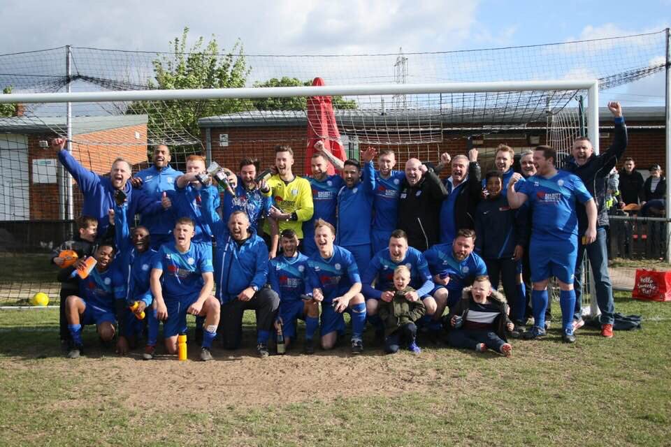Lightwaterunit2's tweet photo. We are now looking for new players for 2019/20 season to come and join our progression after last years successful season with runners up in the league and wining the invitation cup 🏆
So if your looking for a new club and want to enjoy your football get in touch 
 #oneclub https://t.co/MS09sfpviq
