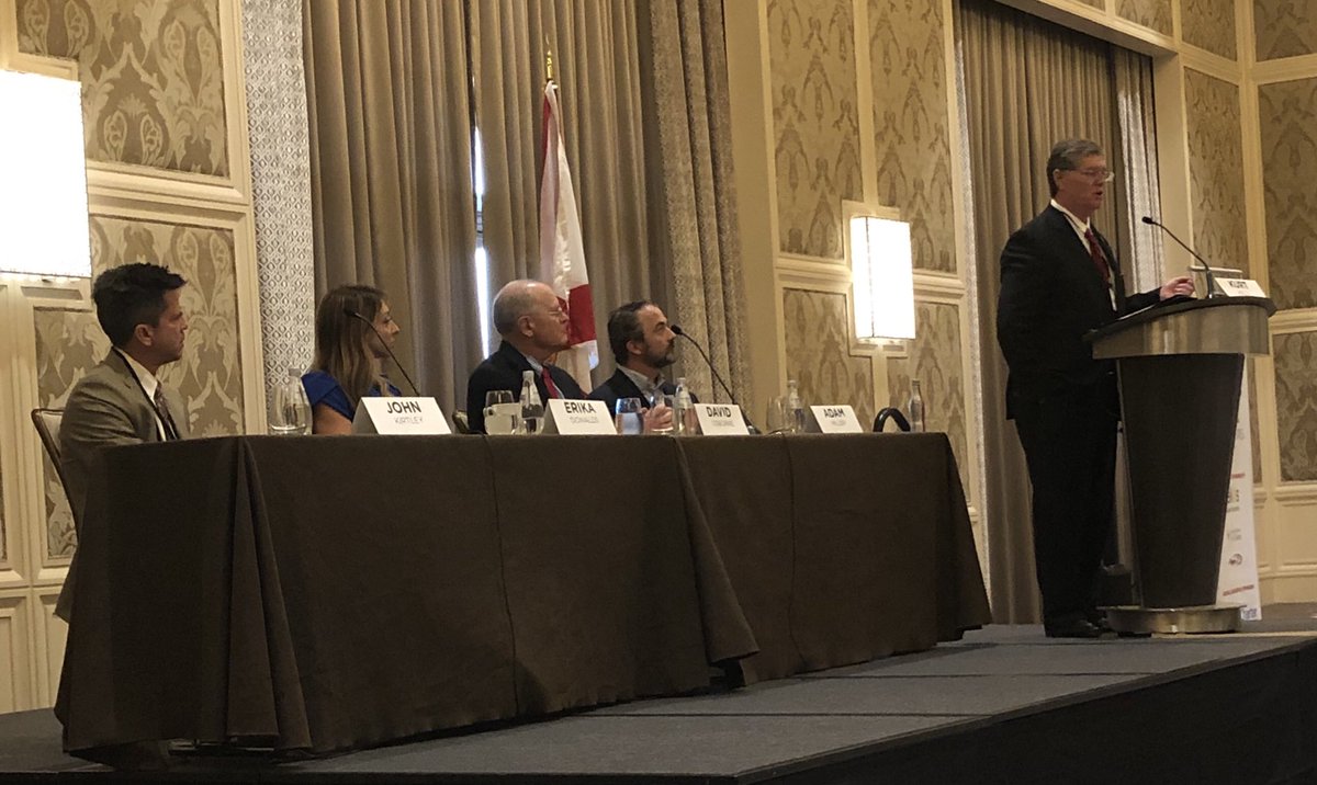 On3_PR's tweet photo. Here at the @FloridaTaxWatch board mtg in #Orlando, talking School Choice w Erika Donalds, Adam Miller, David Osborne, and John Kirtley #sayfie #40thAnniversary https://t.co/oFjghH5LRi