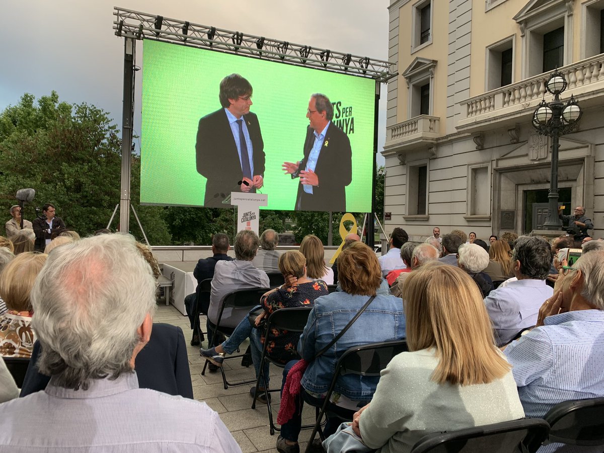 JuntsXCatLleida's tweet photo. El president @QuimTorraiPla s’adreça als lleidatans des de Brussel·les i fa una crida a omplir les dos urnes de paperetes: la de les europees i a la de la Paeria. #LleidaÉsCapital #PostiusElCanvi https://t.co/GRMbbuYYVQ