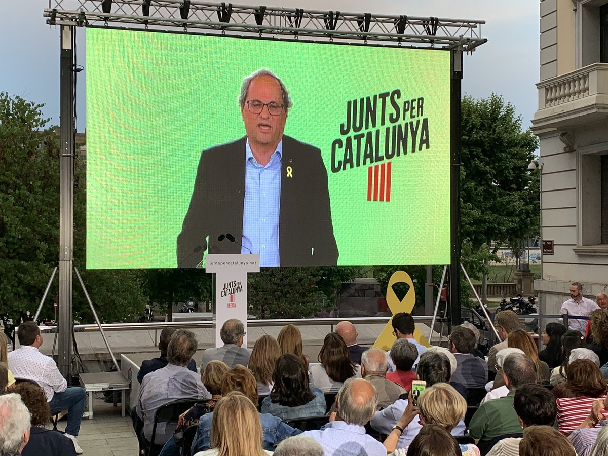 JuntsXCatLleida's tweet photo. El president @QuimTorraiPla s’adreça als lleidatans des de Brussel·les i fa una crida a omplir les dos urnes de paperetes: la de les europees i a la de la Paeria. #LleidaÉsCapital #PostiusElCanvi https://t.co/GRMbbuYYVQ