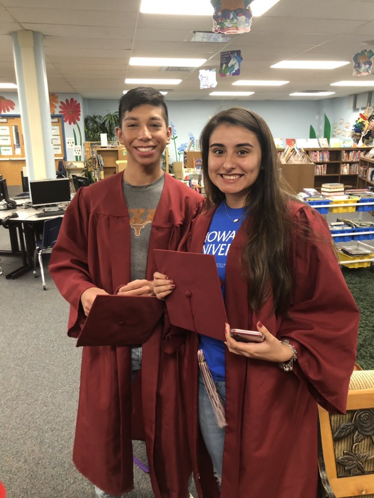 BiselvaOrtega's tweet photo. Started kinder together at Howsman and now they’re seniors at Marshall! So proud of you both @ciara_ortega and @mike_anthony41. Loved being your GT teacher and seeing you both grow into amazing people. @NISDHowsman @NISDMarshall #teacherskids https://t.co/c0rQ0pzj3H