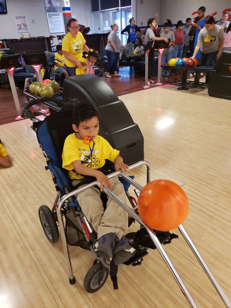 PainterCynfarm's tweet photo. Had a great time at Special Olympics Bowling!! Students did awesome!! #Eastcentralsped #ocstingers #ecisdtweets #ecproud #Lifeskillslife #specialolympics https://t.co/Te4ryjSdZh
