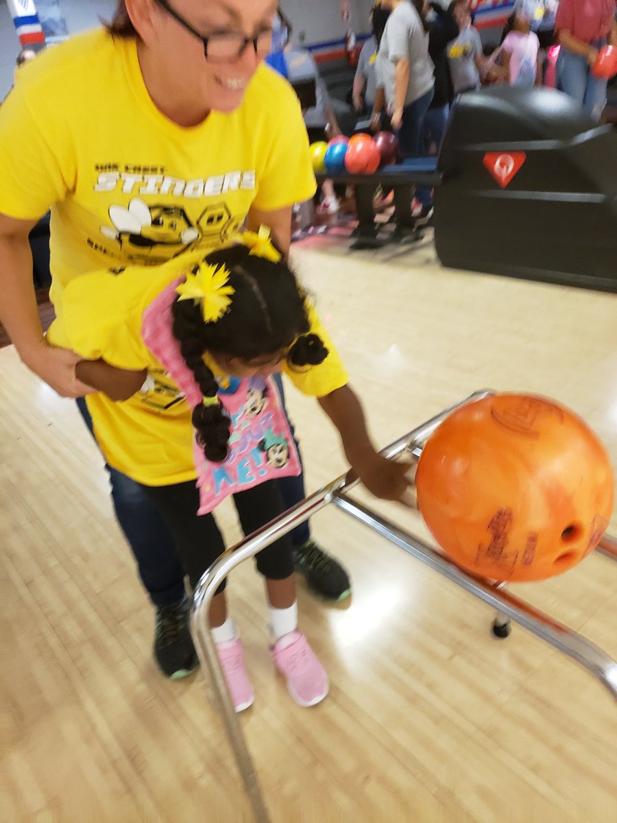 PainterCynfarm's tweet photo. Had a great time at Special Olympics Bowling!! Students did awesome!! #Eastcentralsped #ocstingers #ecisdtweets #ecproud #Lifeskillslife #specialolympics https://t.co/Te4ryjSdZh