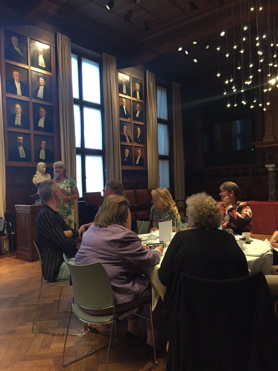 <a href="/Irmadehoop/">Irma de Hoop</a> kondigt aan dat de Leergang Strategie &amp; Positionering ook volgend jaar een vervolg krijgt! <a href="/VenVN/">V&VN</a>