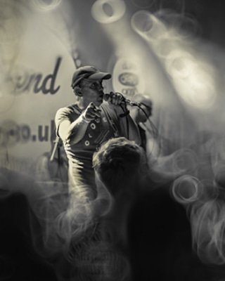 "I Want You"-Tom Hingley live at the DDG festival taken by me. What a great performance. Just realised the photo is very lo res.
<a href="/tomhingleyband/">Tom Hingley Band</a> @ddgw2020 <a href="/Obeid_Galleries/">ObeidGalleries&Events</a> #inspiralcarpets #tomhingleyandthekarpets #manchestermusic 
#livemusicphotography 
#livegigphotography