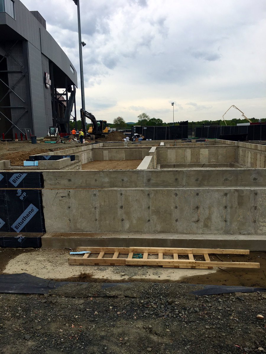 ⚠️ WORK ZONE AHEAD ⚠️

Construction on our indoor practice facility &amp; the fan experience-related upgrades to McGuirk Alumni Stadium are taking shape!

#Flagship 🚩