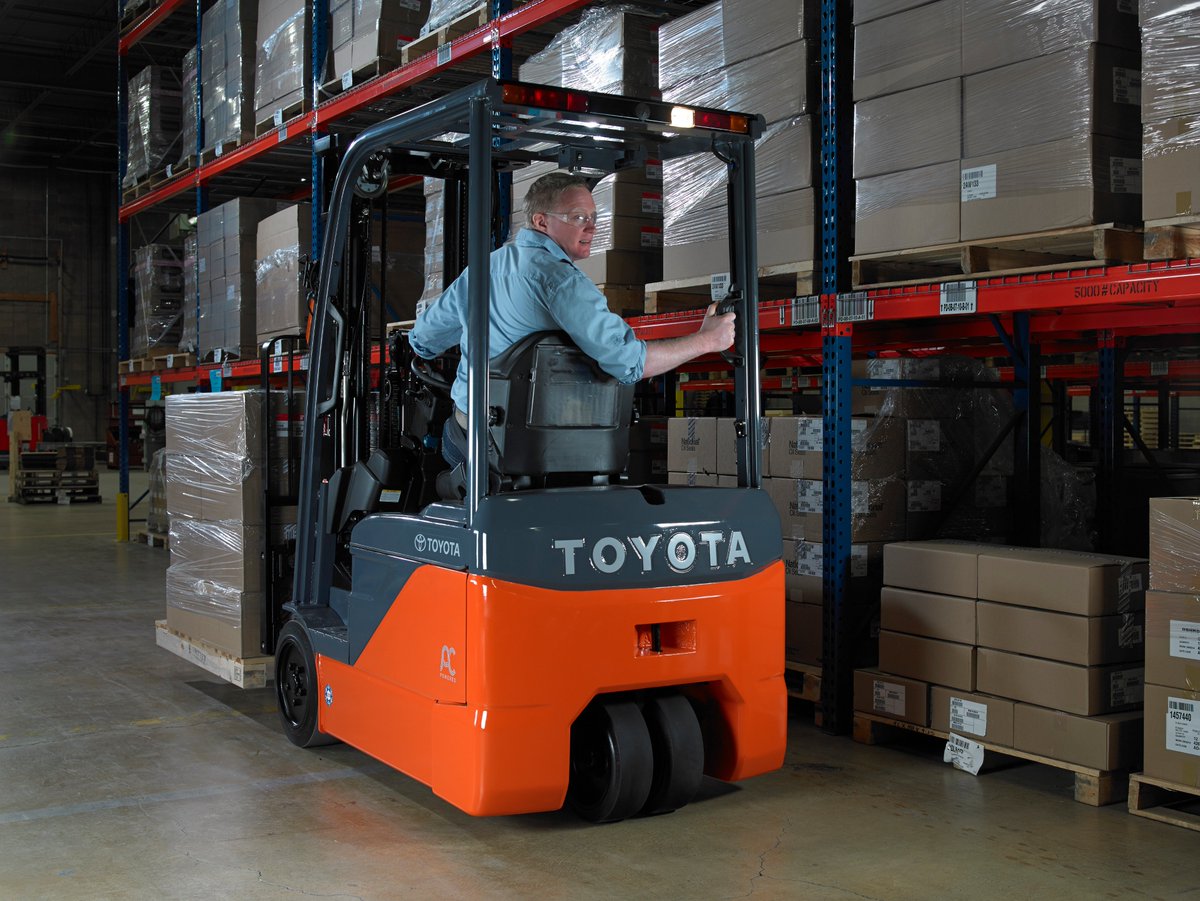 ToyotaLiftNW's tweet photo. We have lots of specials going on right now, for a limited time! Check them out here before they're gone! https://t.co/KcCr3jsz0P
.
.
.
#ToyotaForklifts #LiftingSolutions #Toyota #Forklifts #MaterialHandling #Logistics #ToyotaLiftNorthwest #FleetOfOrange #EndlessSolutions https://t.co/5lpcEtRefW
