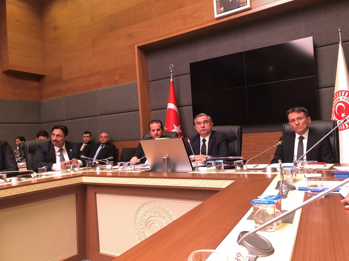 kayaismail80's tweet photo. Milli Savunma Komisyonumuz çalışıyor... https://t.co/caUma2A5Wg