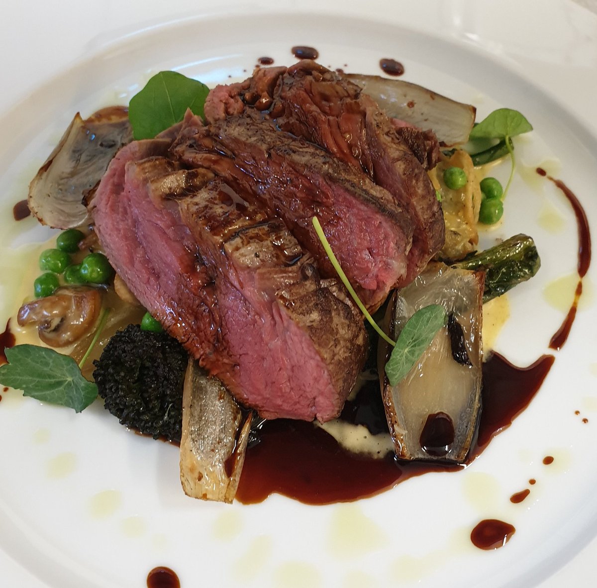 Asquiths Restaurant tweet media