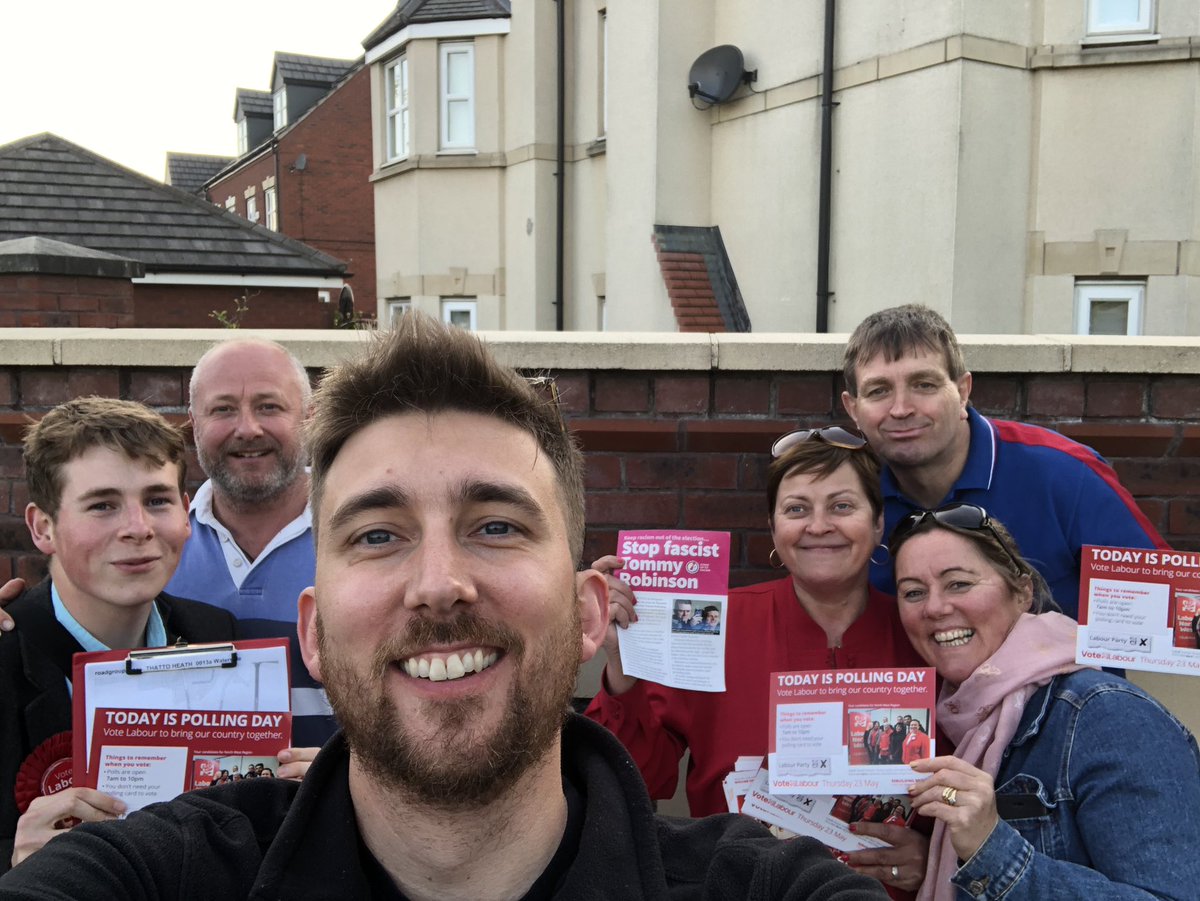 SocialistSaint's tweet image. Still at it, getting the vote out in Thatto #VoteLabour23May polls open till 10:00