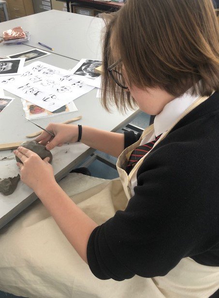 MVM_school's tweet photo. Just a few more photos of the Arts leaders in their clay tutorial. https://t.co/Rvva3GqSft