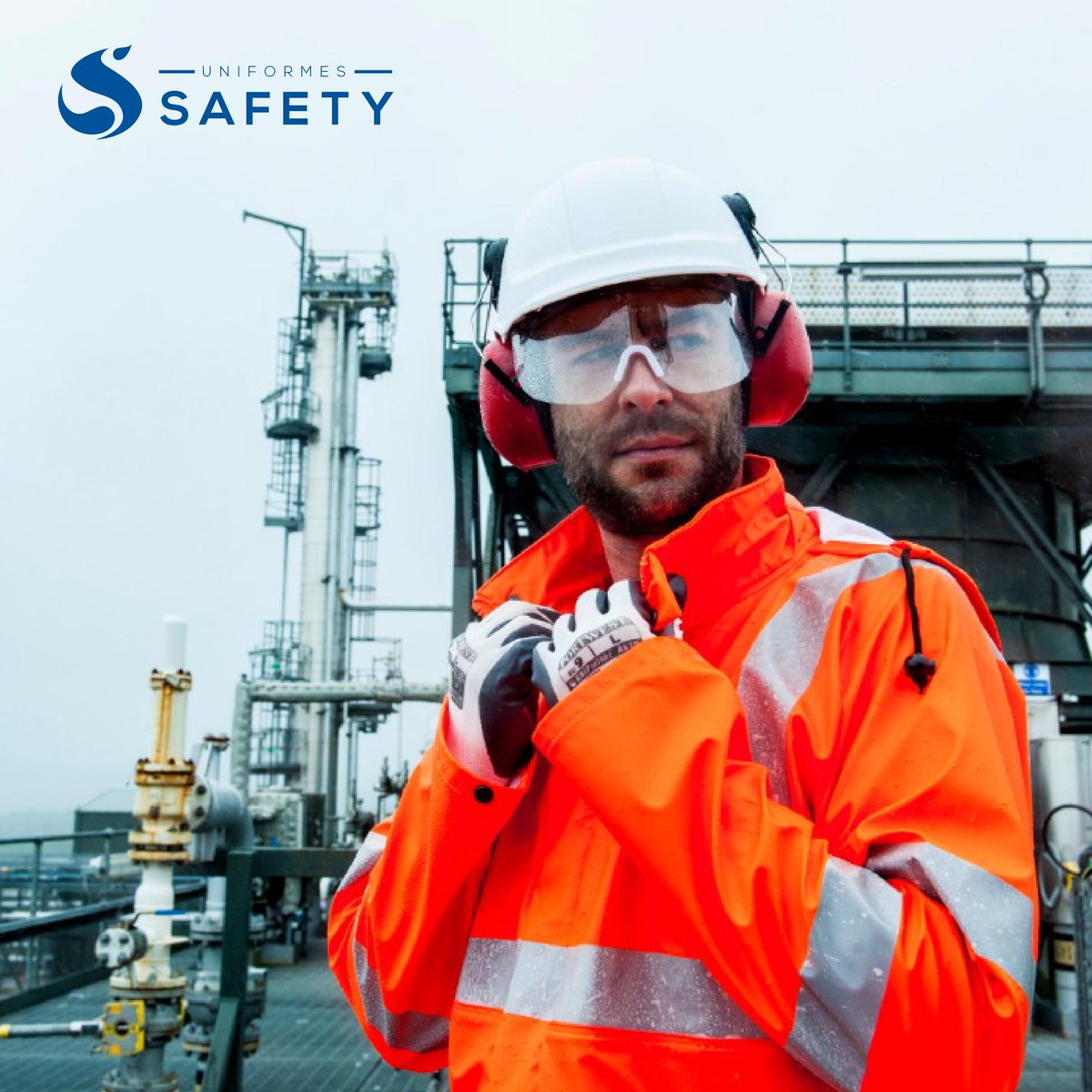 Chaqueta, impermeable, corta-viento. Excelente protección para condiciones meteorológicas severas con cinta reflectante termosellada certificada EN ISO 20471 para mayor visibilidad.
.
#Chaqueta #Portwest #ISO #Uniformesafety #Panamá