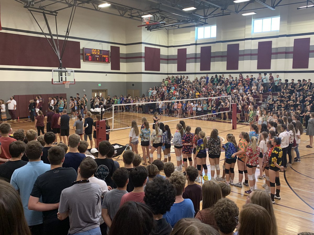 Let’s get this party started. Coaches vs Students 2019 #SSMSyr2