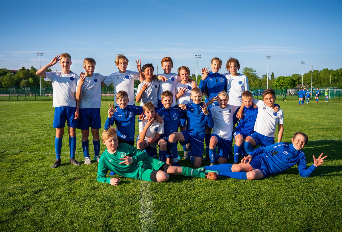 Voittoputki jatkuu. Tänään kaatui <a href="/KaPaUnited06/">KäPa United06</a> 7-1 ELL-pelissä Käpylän nurmella. #ell #sininensydän #junnufutis