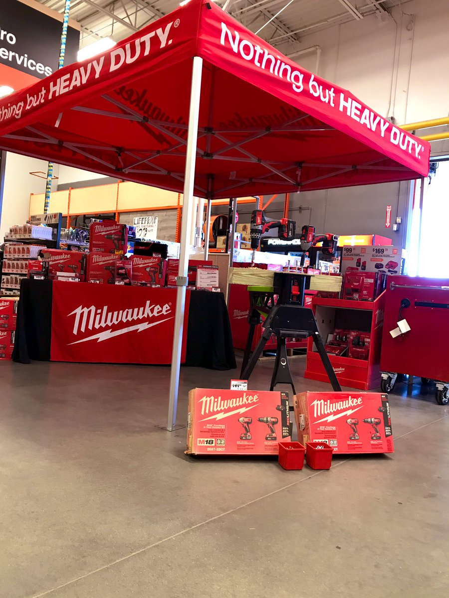 sarahTTI's tweet photo. Today, #TEAMTTI partnered up with Store Manager, @jennifert8528 in #8528 to push through Milwaukee inventory! @HomeDepot It was a pleasant surprise running into District Manager, @EfrenExports and Store Manager @KurtHomeDepot! 🥳🔥💯 Thanks for the support! https://t.co/XxQKBszQOZ