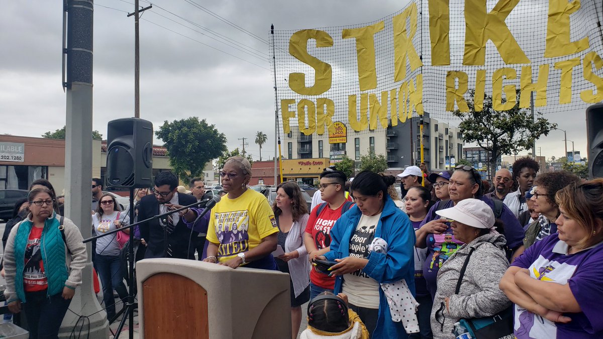 CAFastFoodUnion's tweet image. "40,000 child care providers are coming together in our union to demand collective bargaining, but we are also demanding McDonald's talks to their workers! Every worker deserves a seat at the table!" Tonia McMillian, @SEIULocal99 #FightFor15